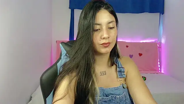 Lia 14  online show from 02/23/25, 07:49