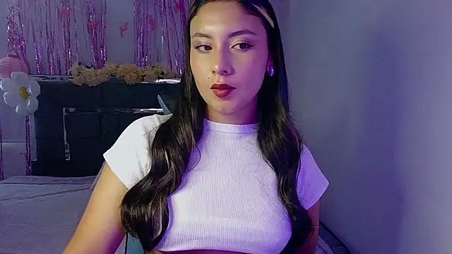 Lia 14  online show from 10/03/25, 02:14