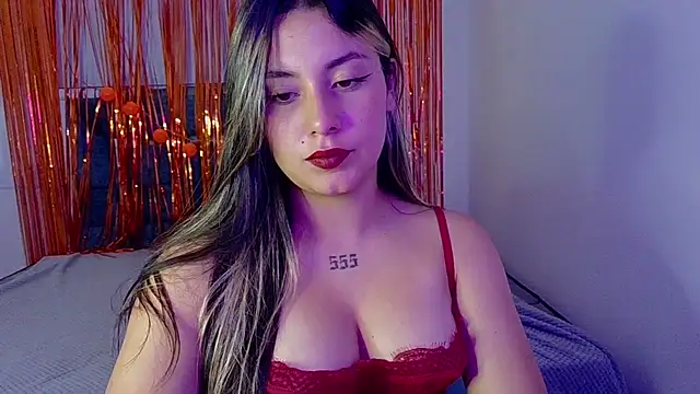 Lia 14  online show from 11/06/25, 07:04