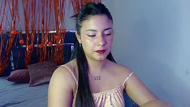 Lia 14  online show from 11/19/25, 03:34