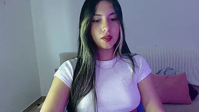 Snapshot of Lia_14_ chatting on 05/01/26, 10:36 Lia 14 online show from 05/01/26, 10:36