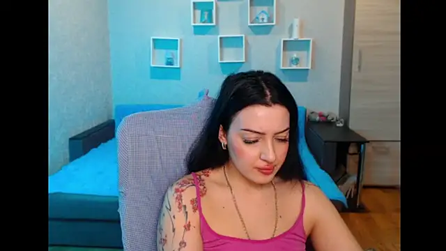 Snapshot of SkarlettMonliss chatting on 01/05/25, 04:48 SkarlettMonliss online show from 01/05/25, 04:48