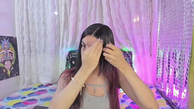 Snapshot of Megan_Miles02 chatting on 12/20/24, 02:19 Megan Miles02 online show from 12/20/24, 02:19