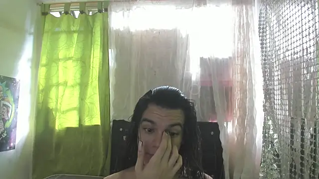 Snapshot of Megan_Miles02 chatting on 01/15/25, 08:37 Megan Miles02 online show from 01/15/25, 08:37