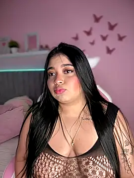 Emily cooper20 online show from 12/18/25, 11:33