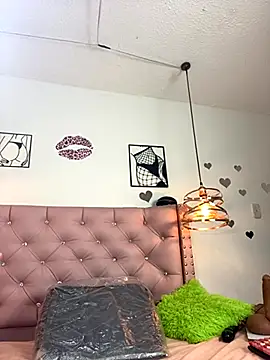 Snapshot of antonella87 chatting on 11/03/25, 08:54 antonella87 online show from 11/03/25, 08:54