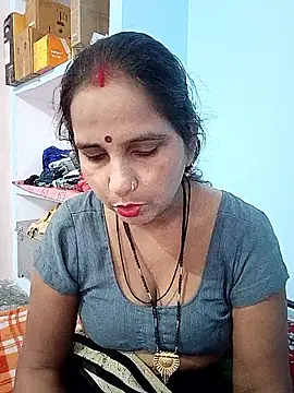 reemacouple007 online show from 10/27/25, 05:33