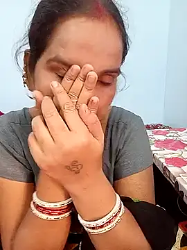 reemacouple007 online show from 11/08/25, 07:52