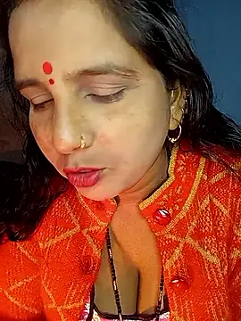 reemacouple007 online show from 11/12/25, 07:46