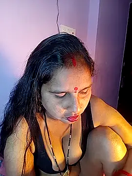 reemacouple007 online show from 02/10/26, 07:51