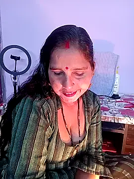 reemacouple007 online show from 02/11/26, 08:08