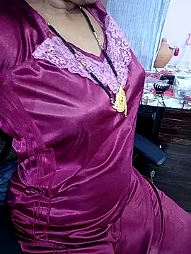reemacouple007 online show from 05/20/26, 07:36