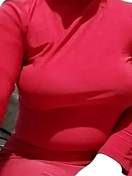 Snapshot of Elaa_Su chatting on 12/08/24, 06:22 Elaa Su online show from 12/08/24, 06:22