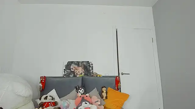 Snapshot of dolly_ll chatting on 02/06/25, 04:25 dolly ll online show from 02/06/25, 04:25