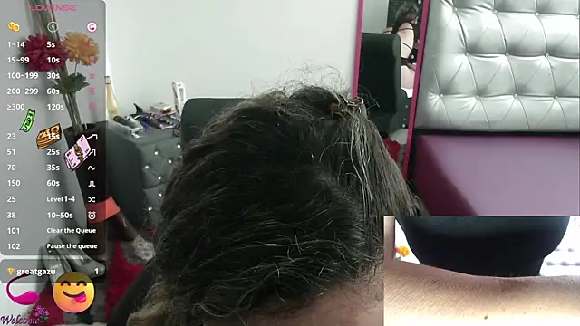 Snapshot of ViickySexy chatting on 02/13/25, 07:42 ViickySexy online show from 02/13/25, 07:42