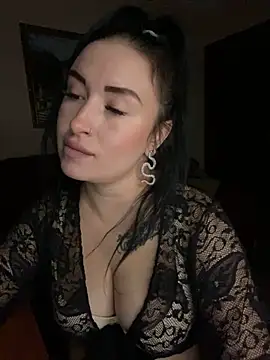 Roxana Bell online show from 10/24/25, 07:10