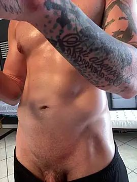 Snapshot of MachineDien chatting on 02/25/25, 03:16 MachineDien online show from 02/25/25, 03:16