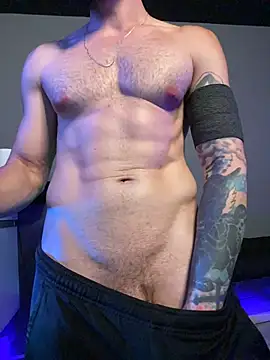 Snapshot of MachineDien chatting on 12/13/25, 10:48 MachineDien online show from 12/13/25, 10:48