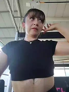 Snapshot of tata_laima__ chatting on 10/22/25, 12:49 tata laima online show from 10/22/25, 12:49