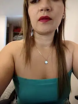 Snapshot of tata_laima__ chatting on 11/14/25, 02:27 tata laima online show from 11/14/25, 02:27