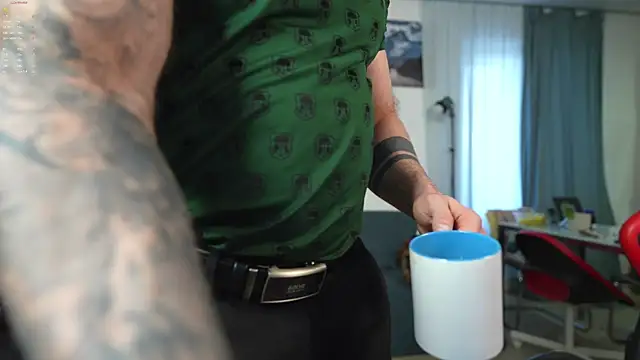 danielkraigforu online show from 04/12/26, 03:28