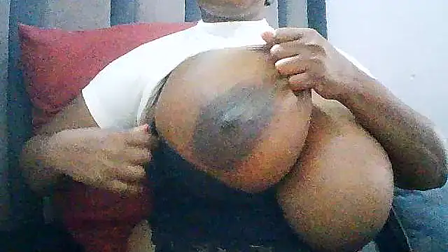 BOOBYXX99 online show from 03/22/26, 07:23