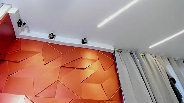 Alexxxholy online show from 03/17/25, 07:58