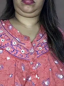 Snapshot of Ravina_patil1 chatting on 02/20/25, 12:57 Ravina patil1 online show from 02/20/25, 12:57