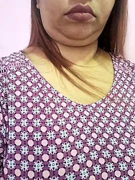 Ravina patil1 online show from 04/08/26, 07:30