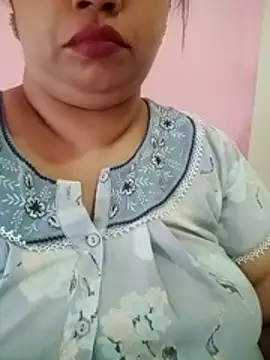 Snapshot of Ravina_patil1 chatting on 06/29/26, 10:15 Ravina patil1 online show from 06/29/26, 10:15