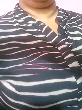 Snapshot of Ravina_patil1 chatting on 07/15/26, 12:54 Ravina patil1 online show from 07/15/26, 12:54