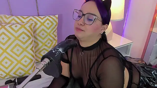 SophyRuiz  online show from 02/11/26, 11:59