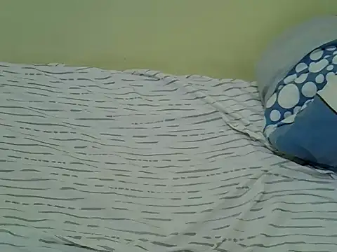 candililie online show from 10/08/25, 02:31