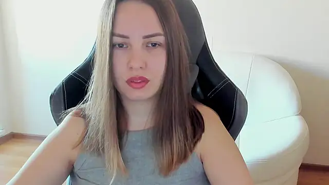 Mia shy1 online show from 05/05/26, 05:04