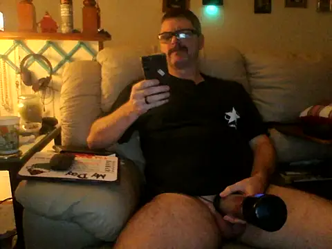 Snapshot of Billythekidd1978 chatting on 11/20/25, 04:40 Billythekidd1978 online show from 11/20/25, 04:40