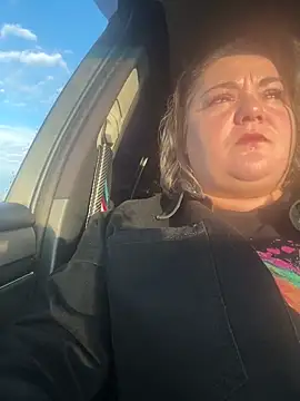 MikyVesela online show from 10/09/25, 05:05