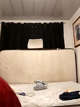 Snapshot of KiaraEliza chatting on 12/14/24, 03:58 KiaraEliza online show from 12/14/24, 03:58