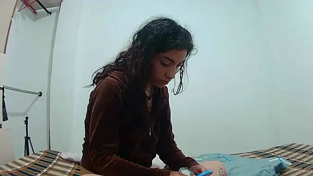 stephybrowm7 online show from 03/15/25, 04:54