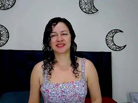 Snapshot of ArtesanaMK chatting on 09/30/25, 11:26 ArtesanaMK online show from 09/30/25, 11:26