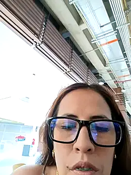 Snapshot of Lena-32 chatting on 03/13/25, 05:18 Lena-32 online show from 03/13/25, 05:18