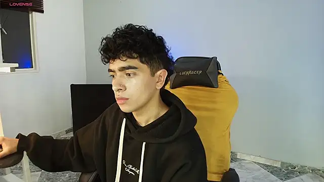 Snapshot of _nickconnor01 chatting on 09/10/25, 11:16 nickconnor01 online show from 09/10/25, 11:16