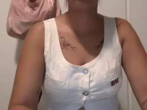 isabellalisa online show from 02/11/25, 03:08