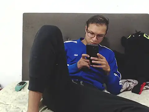 andy loverxx online show from 02/08/26, 01:31