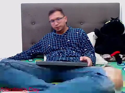 andy loverxx online show from 02/18/26, 12:50