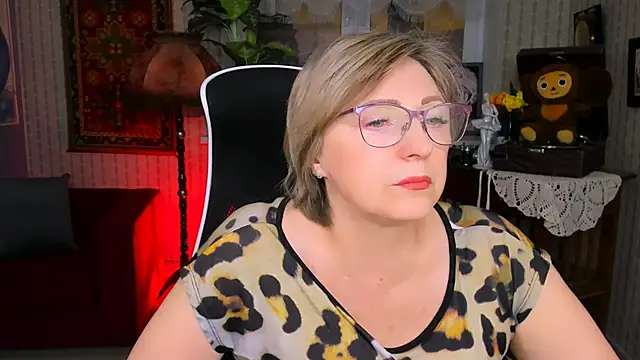 sugar vivien online show from 01/04/25, 09:10