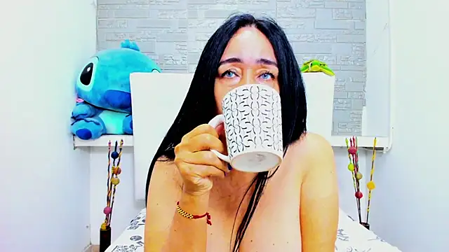 HorniestMilf online show from 09/13/25, 05:35