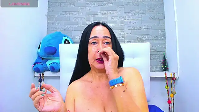 HorniestMilf online show from 10/27/25, 09:41