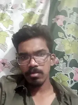 Snapshot of Shivaa- chatting on 02/08/26, 07:06 Shivaa- online show from 02/08/26, 07:06