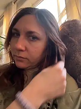 JasmineGlamour online show from 04/12/26, 06:24