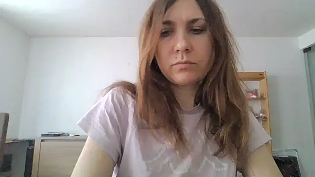 JasmineGlamour online show from 04/13/26, 03:06